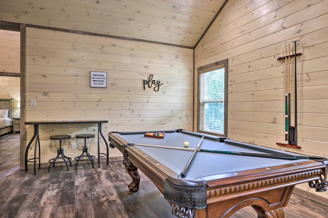 Smoky Cove Retreat With Private Hot Tub And Deck! Sevierville Exterior foto