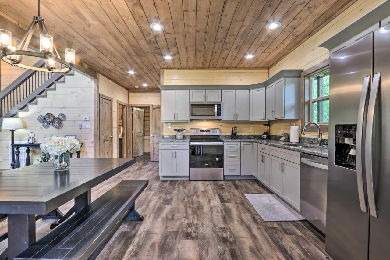 Smoky Cove Retreat With Private Hot Tub And Deck! Sevierville Exterior foto