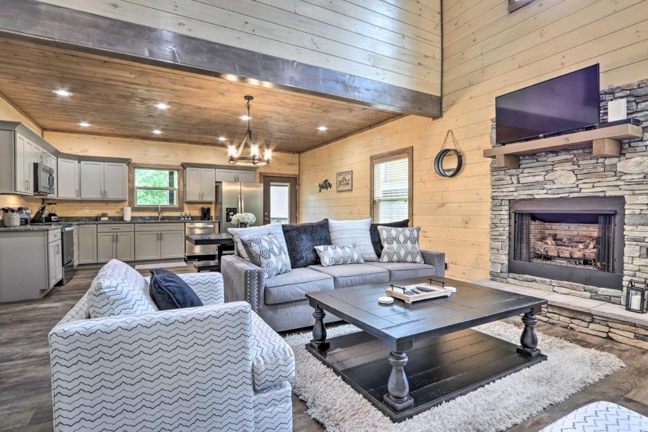 Smoky Cove Retreat With Private Hot Tub And Deck! Sevierville Exterior foto