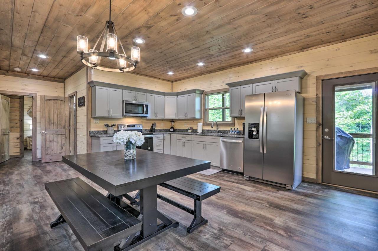 Smoky Cove Retreat With Private Hot Tub And Deck! Sevierville Exterior foto