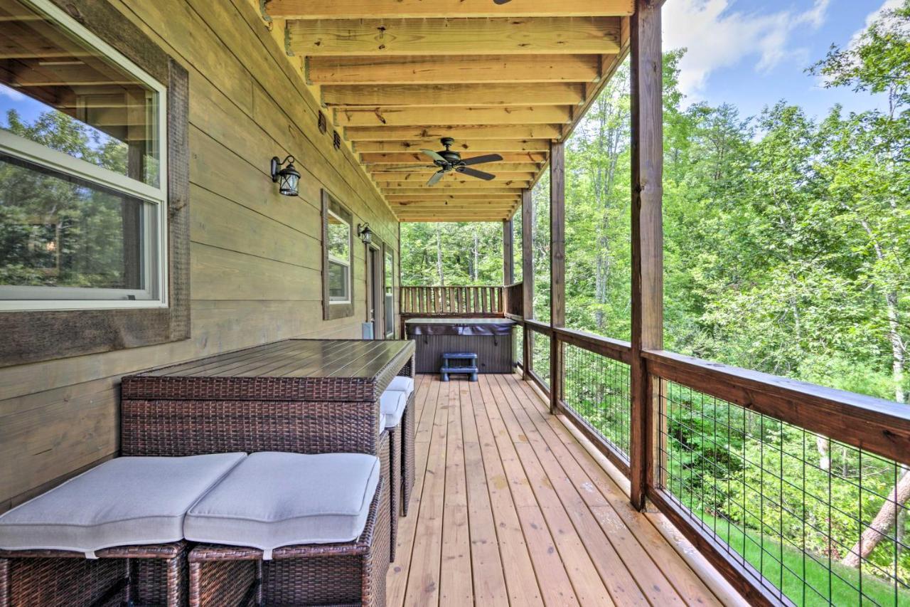 Smoky Cove Retreat With Private Hot Tub And Deck! Sevierville Exterior foto